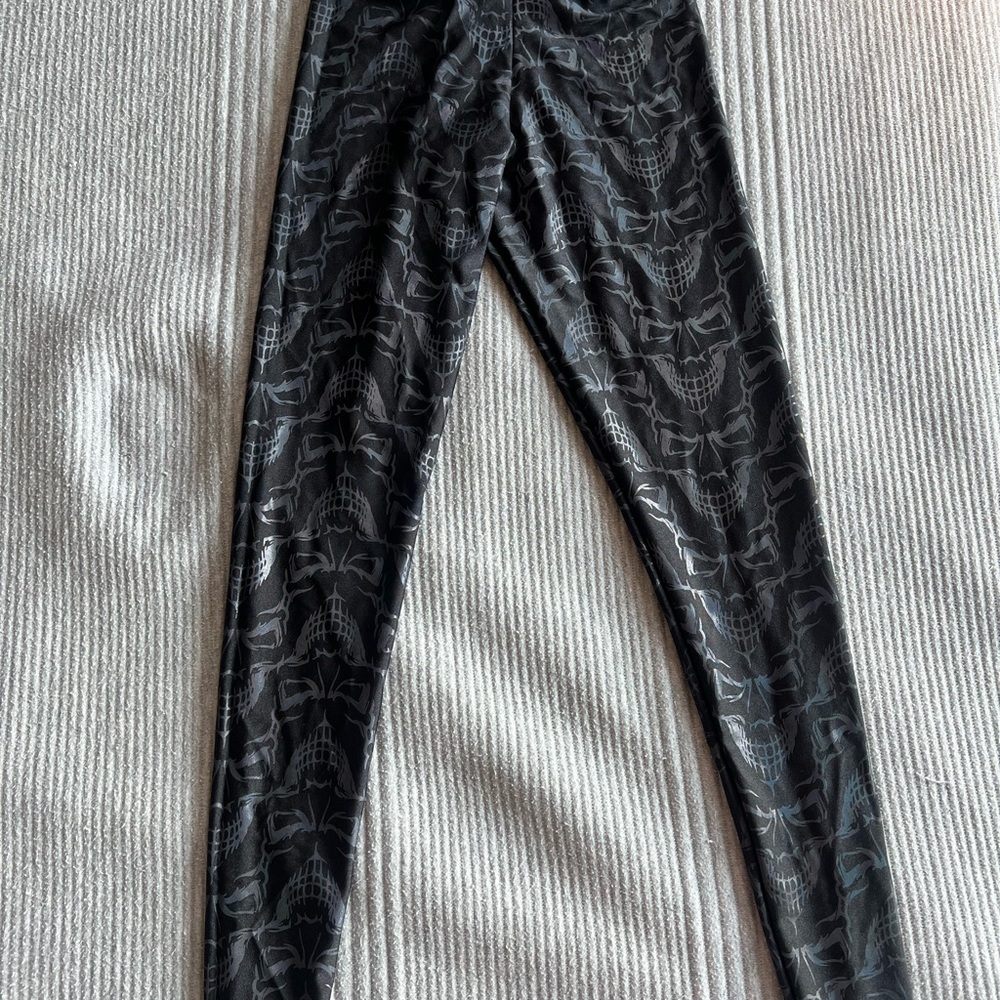 Blackmilk Creep foil Leggings